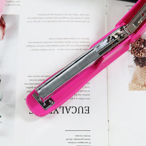 <span class=keywords><strong>Grapadora</strong></span> de oficina de gran capacidad, 150 <span class=keywords><strong>grapas</strong></span>, encuadernación manual que ahorra esfuerzo, <span class=keywords><strong>grapadora</strong></span> estándar engrosada - Product Image 4