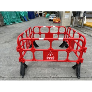 Barrière de sécurité routière en HDPE de 1350 mm, réfléchissante prismatique haute intensité, protection IP65, jaune/rouge - Product Image 4
