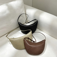 Sac à bandoulière en cuir véritable tressé, style rétro, sac hobo tissé à la main, sac à main souple en cuir de vachette, sac demi-lune souple