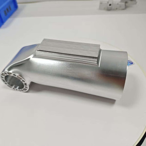 อะไหล่ E-motor CNC แบบกำหนดเอง OEM ODM คุณภาพสูง อลูมิเนียมบิลเล็ต ที่พักเท้ากว้าง 62 มม. สำหรับ LBX - Product Image 2