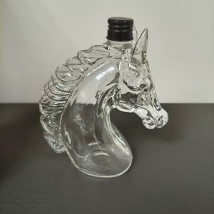 Bouteille en verre de silex à tête de cheval animale personnalisée de 350ml avec couvercles en aluminium avec bouchon pour vin <span class=keywords><strong>vodka</strong></span> whisky alcool - Product Image 3