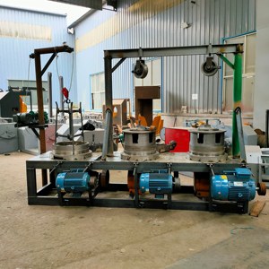 Machine à tréfiler droite/matériel supérieur entièrement automatique 550 poulie ligne droite acier fil <span class=keywords><strong>de</strong></span> fer machine à tréfiler prix - Product Image 1