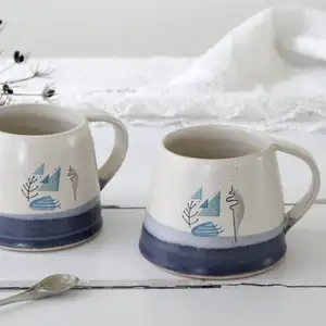 Tazza in ceramica con decorazioni nautiche ceramica blu e bianca, tazza da caffè ispirata alla costa tazze da tè come regalo di compleanno, tazza in ceramica fatta a mano