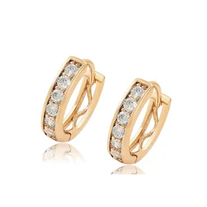 Boucles d'oreilles huggies en or 18k, collection 97395, 2 grammes de faux diamants