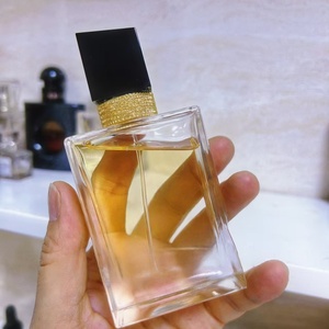 น้ำหอมสำหรับผู้หญิง ลิเบอร์ตี้ วอเตอร์ กลิ่นหอมติดทนนาน - Product Image 3