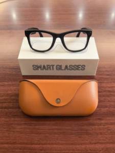 Lunettes Intelligentes U5 AI avec Caméra 8MP, Étanchéité IP65, Appel Vidéo, Traduction, Batterie 300mAh, Contrôle Tactile, Haut-parleur, Étui de Charge Connecté - Product Image 3