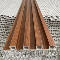 Panneaux muraux géométriques modernes en MDF imperméable à rayures verticales pour salon, couloir et chambre à coucher
