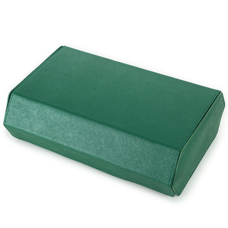 สีเขียว