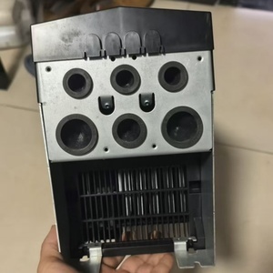 ไดรฟ์ AC สามเฟส รุ่นใหม่ AB-B ACS880-01-038A-3 400V/380V 18.5KW อเนกประสงค์ ไดรฟ์เดี่ยว ปรับความถี่ได้ (VFD) - Product Image 3