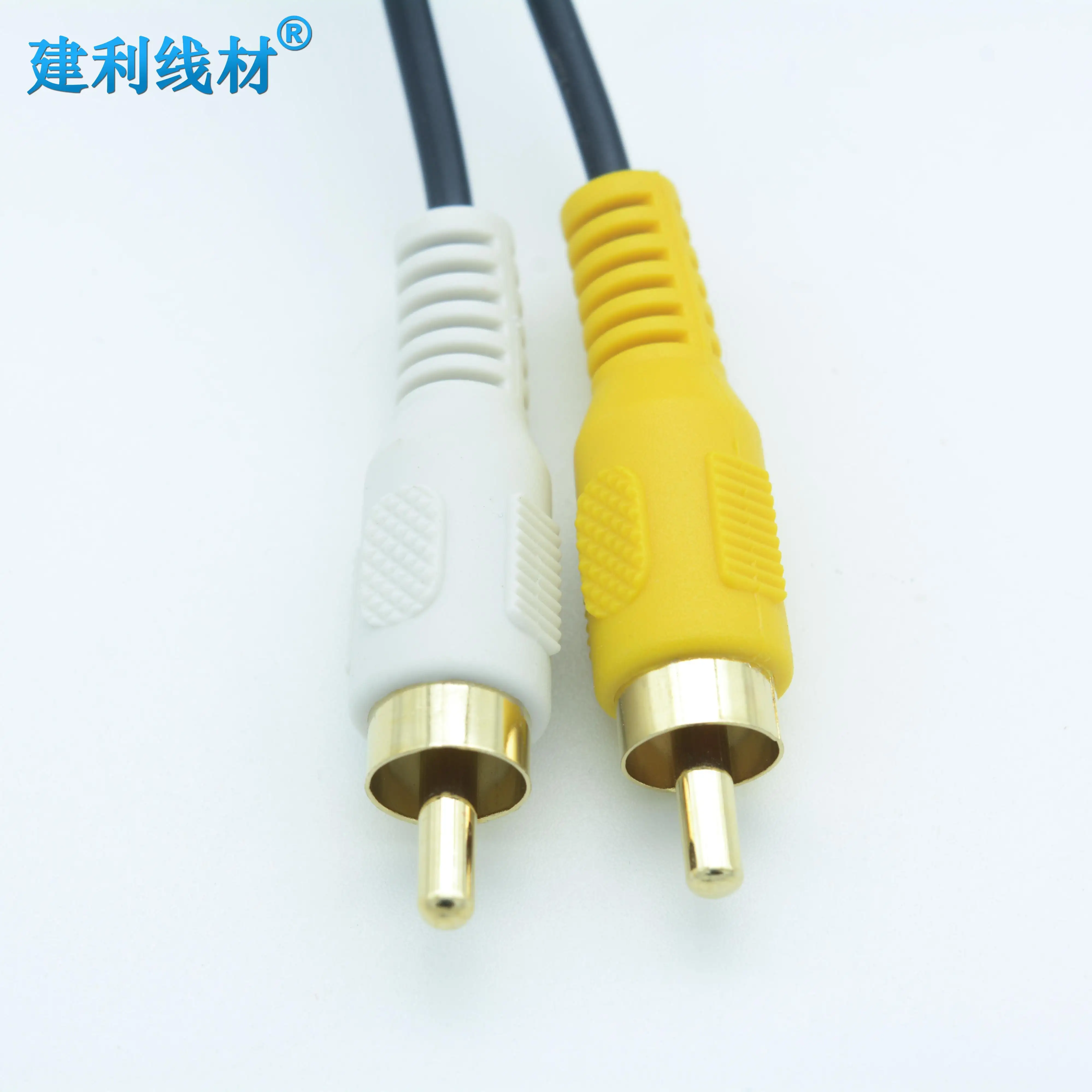 RCA Audio Video Extension Cable Male-to-Male Connection for Vehicle Monitoring Systems  and High-Quality Audio-Visual Equipment