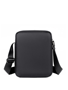 Bolso de pecho estilo motociclista para hombre, bolso cruzado sencillo de gran capacidad, bolso de hombro ligero, informal y versátil - Product Image 4
