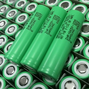 Baterai Isi Ulang Lithium-Ion Silinder Samsung INR18650-25R 2500mAh NMC 3.7V untuk Perangkat Berkinerja Tinggi - Product Image 3