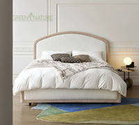 Lit moderne en tissu rembourré avec cadre en acier et dossier haut, style crème français, tailles King/Queen 1,8m/1,5m, design durable