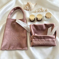Sac fourre-tout compact de luxe rose personnalisé en velours avec logo sur mesure, poignée en velours durable, pochette de shopping, sac à cordon