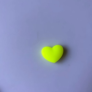 Amortiguadores de Vibración para Raquetas de Tenis, Bádminton, Racquetball y Squash, Diseño Personalizado OEM, Color Rojo Corazón - Product Image 2