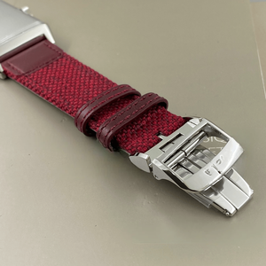 Reloj Rectangular de Lujo para Hombre con Segundero Pequeño, Caja de Metal Pulido, Correa Roja de Dos Tonos para Eventos Formales y Casuales Elegantes - Product Image 4