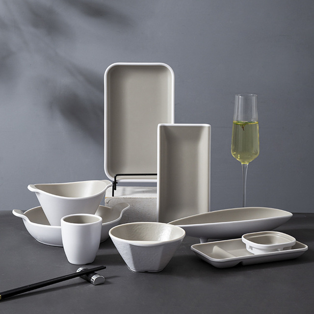 Enlone Modern A5 Disposable Melamine Tableware Fruit Imitation Bone China Plates Spoon/Fork/Knife/Chopsticks Kit Dinnerware Sets