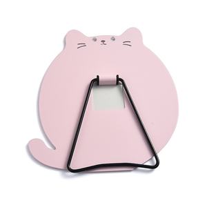 Espejo de Maquillaje Plegable de Metal Ajustable con Diseño de Gato Rosa Personalizado - Product Image 6