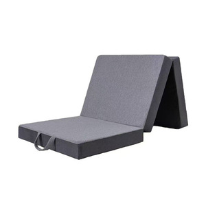 <span class=keywords><strong>Matelas</strong></span> en <span class=keywords><strong>mousse</strong></span> à trois plis personnalisable avec housse en tissu lavable <span class=keywords><strong>Matelas</strong></span> pliable <span class=keywords><strong>pour</strong></span> les invités de voyage et la maison. - Product Image 1