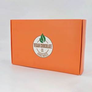 Boîte-cadeau en carton rigide durable avec impression graphique haute définition pour les marques de chocolat végétalien, idéale pour l'envoi de chocolats - Product Image 2