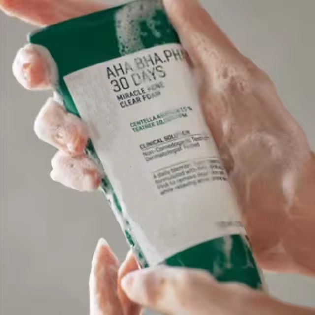mistine acne clear facial foam