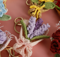 Porte-clés personnalisés en fleurs artificielles Lily Valley, faits à la main, en peluche Amigurumi, écologiques, fleurs en tricot, fleurs de clochettes