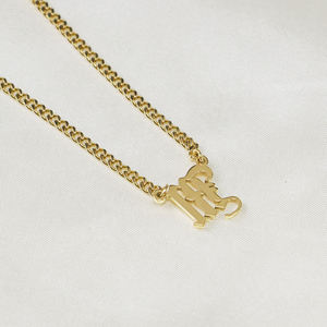 Collar con Cadena de Eslabones y Dije Inicial Personalizado, Nombre Personalizado, <span class=keywords><strong>Fuente</strong></span> Gótica Inglesa, 26 Letras Mayúsculas, para Mujer y Hombre - Product Image 3