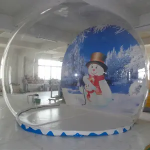 Grande globo de neve interior do natal inflável para venda 5m