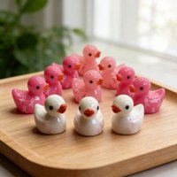 Mini figurine de canard créative en ruban rose, accessoires décoratifs DIY pour micro-paysages, figurines en PVC, canard ruban de sensibilisation