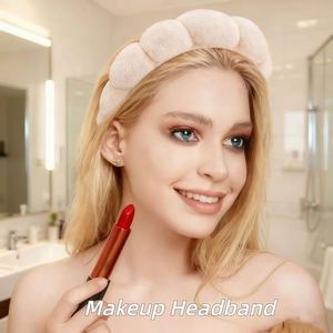 Ensemble de spa 7 pièces en flanelle douce : Bandeau, bracelet, serviette de cheveux, accessoires de soin de la peau, coiffe élégante pour maquillage, cadeau pour femme - Product Image 3