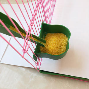 Vente en gros de mangeoires à oiseaux en plastique universelles, cuillères à eau et à manger et fournitures pour oiseaux en plastique - Product Image 4