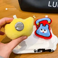 Broche en peluche écologique à la main dessin animé mignon poupée fille polyvalent peluche broche accessoires sac à dos petits cadeaux de mariage