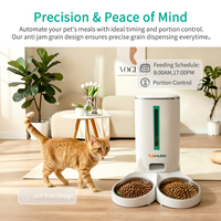 Distributeur de nourriture pour animaux de compagnie WiFi avec 2 bols en acier inoxydable, alimentation à distance via application, distribution à une touche, notification de faible niveau de croquettes pour chats