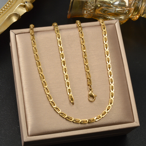 Collier fin en acier inoxydable plaqué or 18 carats pour femme, avec chaîne à maillons carrés creux et brillants, idéal pour les rendez-vous et les rassemblements. - Product Image 5