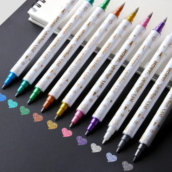 Groothandel 10 Kleur Schilderij Permanente Waterdichte Diy Stof Textiel Metallic Dual Tip Acryl Verf Marker Pen Set