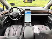 Xpeng P5 2024 d'occasion, berline électrique compacte 500 km longue autonomie, édition Pro automatique, conduite intelligente, conduite à gauche, stock disponible
