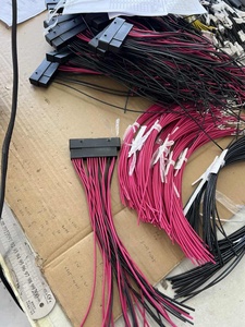 Adaptador Conector de Fio com Condutor de Cobre Estanhado, Isolamento PTFE, Revestimento de PVC, 1m de Comprimento, 12V, Aplicação Eletrônica - Product Image 3