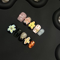 Uñas Postizas Hechas a Mano con Diseño de Ataúd, Flores Esculpidas en 3D, Arte Pop Vanguardista con Gotas de Agua y Lazos Dorados, Uñas Artísticas