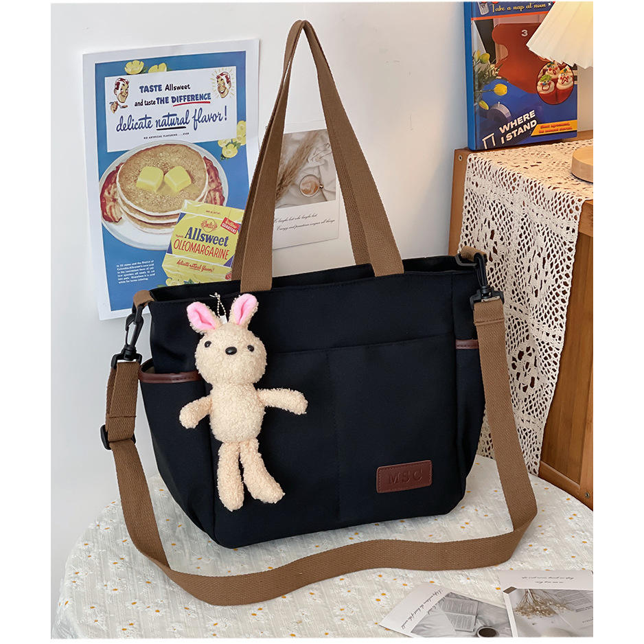 If you need a pendant, please contact customer service to adjust the price.