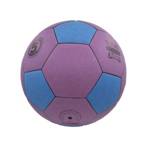 Ballons <span class=keywords><strong>de</strong></span> football en PU et PVC pour l'entraînement Taille et poids officiels - Product Image 5