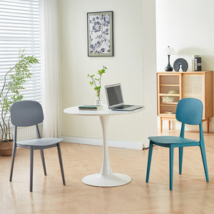 Silla <span class=keywords><strong>de</strong></span> Comedor Convertible <span class=keywords><strong>de</strong></span> Plástico, para Hogar, Oficina y Hotel, Diseño Moderno, Respaldo para Exteriores, Sillas Nórdicas <span class=keywords><strong>de</strong></span> Plástico PP - Product Image 2