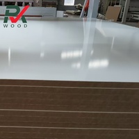 Panneau MDF/HDF mélaminé Darx 4*8 pieds 2100*2800 ou 1830*2750 12mm 15mm 16mm 18mm Panneau MDF haute brillance pour meubles