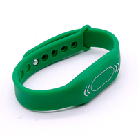Personnaliser le paiement sans numéraire NTAG213 NFC 13.56Mhz Bracelets NFC réglables Bracelet en silicone RFID