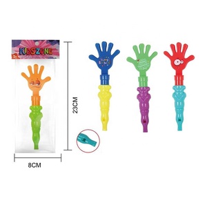 Vente chaude Logo Personnalisé Clapets À Main <span class=keywords><strong>Pas</strong></span> <span class=keywords><strong>Cher</strong></span> En <span class=keywords><strong>Plastique</strong></span> Coloré Sifflet Musical Sports Partie Jouets Cadeau De Marketing Promotionnel - Product Image 2