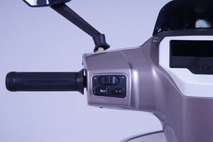 Directo de fábrica 1500W <span class=keywords><strong>Motor</strong></span> Motocicleta eléctrica 60V 72V Venta caliente Bicicleta deportiva E-Motocicleta para entrega de alimentos Adulto - Product Image 6