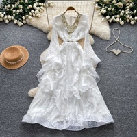 Robe longue décontractée pour femme, élégante, à volants, en dentelle, col en V, coupe trapèze, avec broderie papillon, pour tenue quotidienne ou de soirée