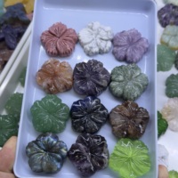 Figurines miniatures en pierre brute de cristal naturel de luxe en forme de fleur d'hibiscus pour la décoration de grille, le Feng Shui et l'artisanat DIY (vente en gros)
