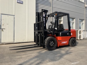 Carretilla elevadora HELI de China, carretilla elevadora diésel CPCD30 de 3 toneladas, mástil triple de 3M, 4M, 5M, 6M para carretilla elevadora de almacén de segunda mano a la venta - Product Image 2