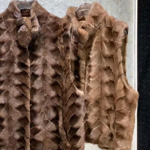Gilet di Lusso in Vera Pelliccia di <span class=keywords><strong>Visone</strong></span> con Collo Alto, Patchwork, Marrone, Caldo, Senza Maniche, per Donna - Product Image 4
