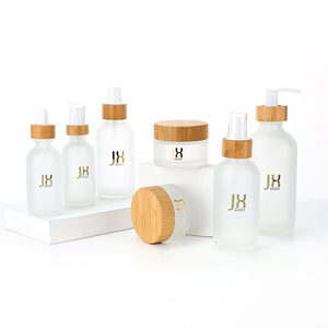 30 60 90 120 250 <span class=keywords><strong>Ml</strong></span> Tre Mỹ Phẩm Chai Xịt Bao Bì 1 2 <span class=keywords><strong>3</strong></span> 4 8 <span class=keywords><strong>Oz</strong></span> Frosted Glass Boston Vòng Lotion Serum Bơm Chai - Product Image 5